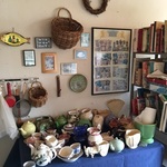 collectible tea pots & kitchenware