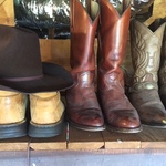 quality cowboy boots size 9