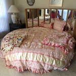 great round bed